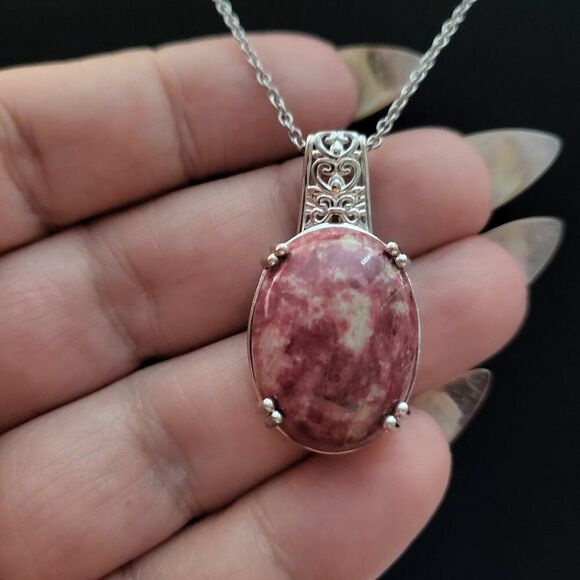Buy EverTrue Premium Norwegian Thulite 16.10 ctw Squash  Norwegian Thulite Pendant Necklace